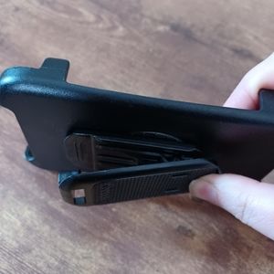 Otterbox Phone holster w/ Rotating clip